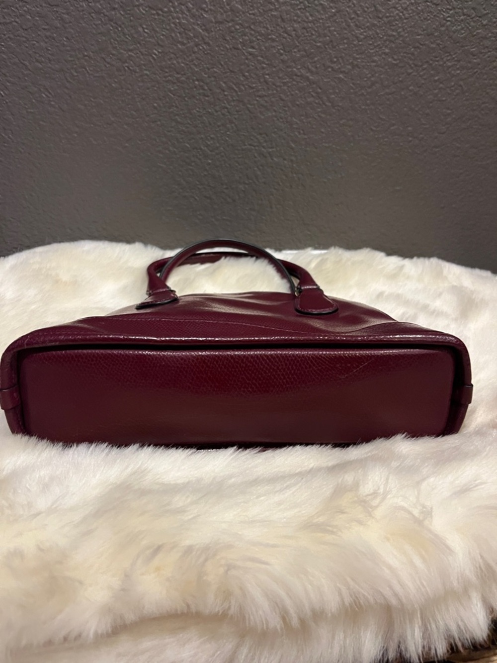 Coach Burgundy Pebbled Leather Dome Satchel with Gold Hardware - Picture 3 of 6
